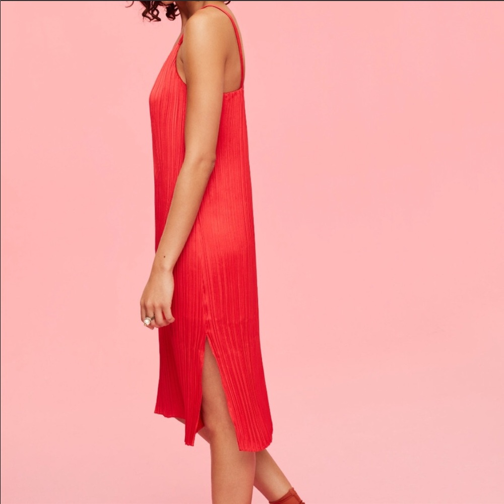 Little Moon Aritzia Pleated Raphia dress XS - Picture 6 of 8